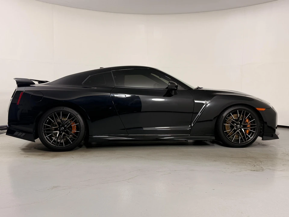 2021 Nissan R35 GT-R Premium - Image 19 of 31