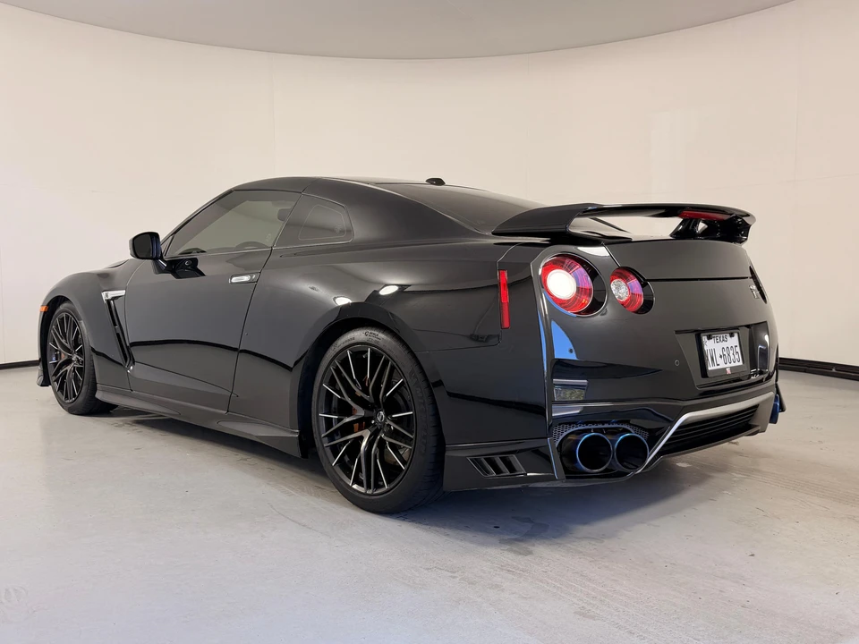 2021 Nissan R35 GT-R Premium - Image 16 of 31