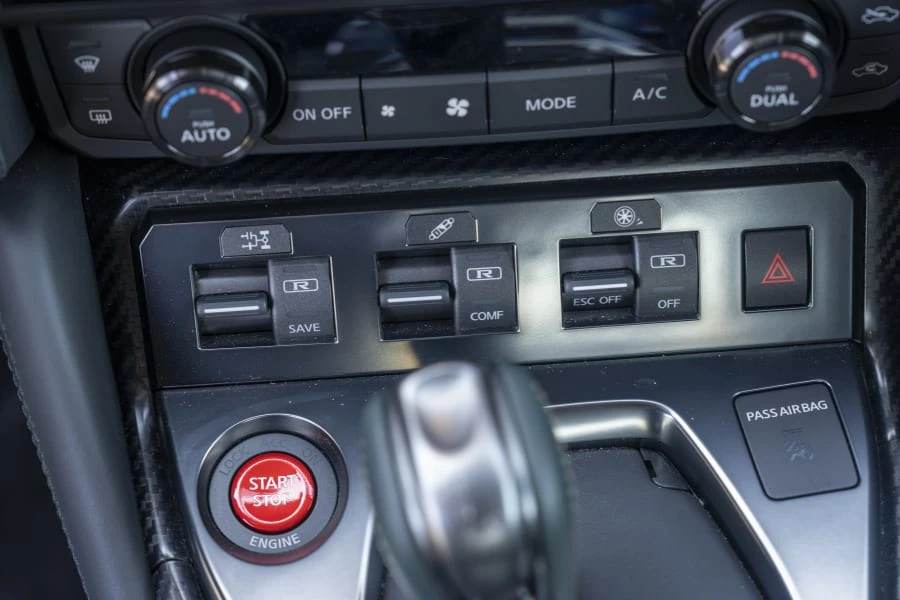 2021 Nissan R35 GT-R T-Spec & Final Edition - Image 24 of 31