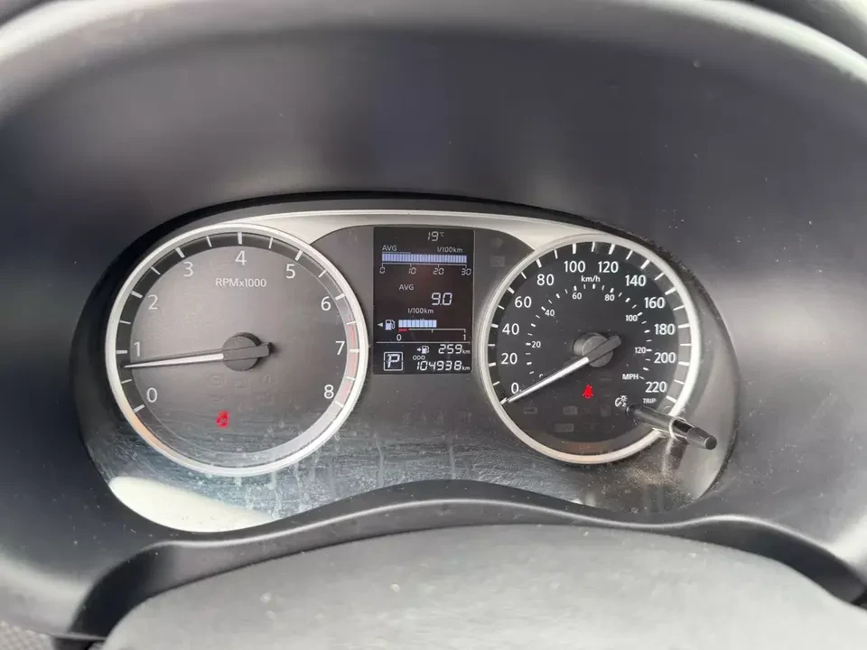 2021 Nissan Kicks - Image 7 of 15
