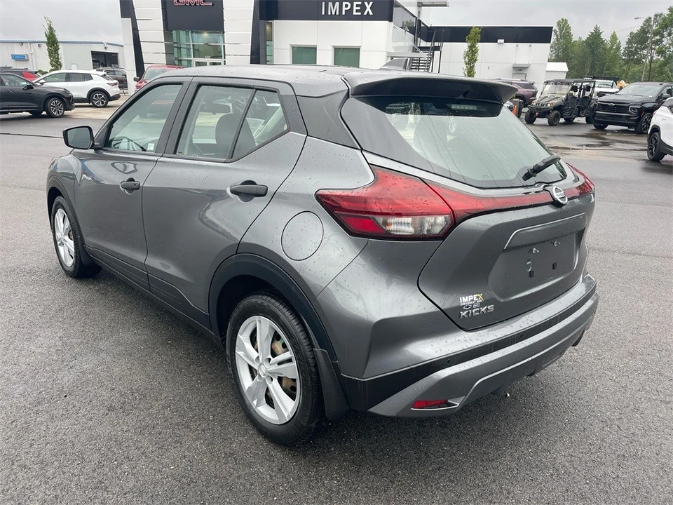 2021 Nissan Kicks - Image 3 of 12