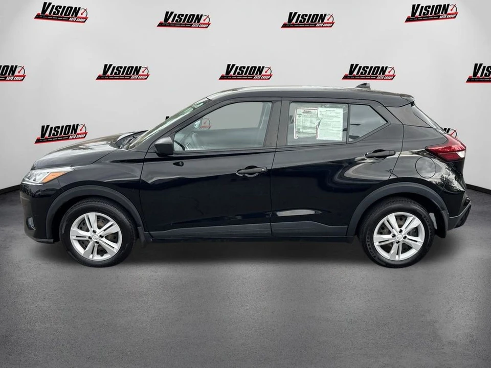 2021 Nissan Kicks - Image 8 of 12