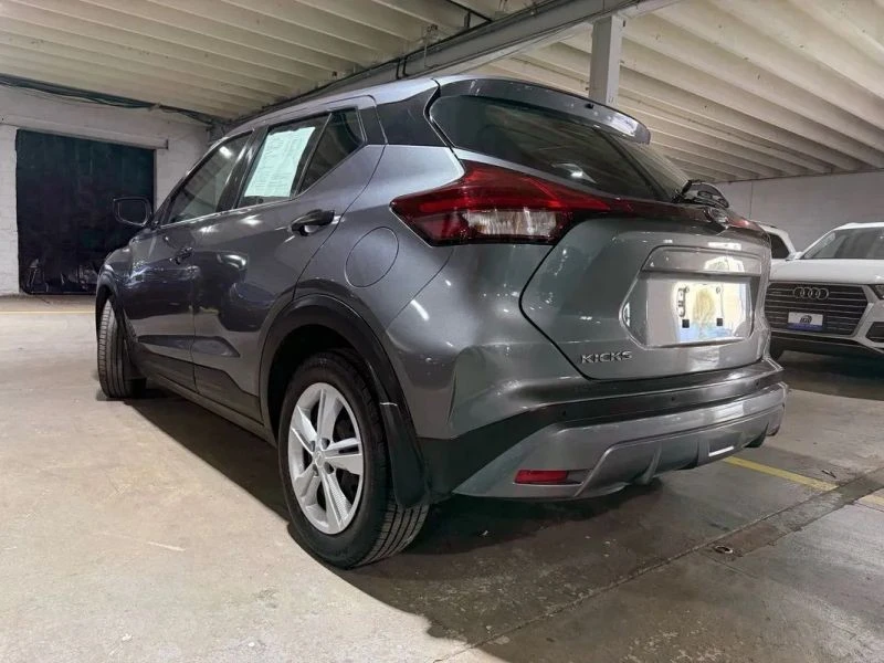 2021 Nissan Kicks - Image 3 of 12