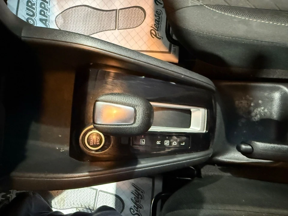 2021 Nissan Kicks - Image 22 of 31