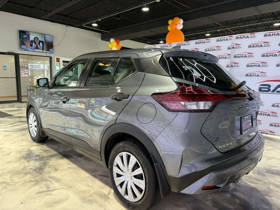 2021 Nissan Kicks - Image 10 of 31