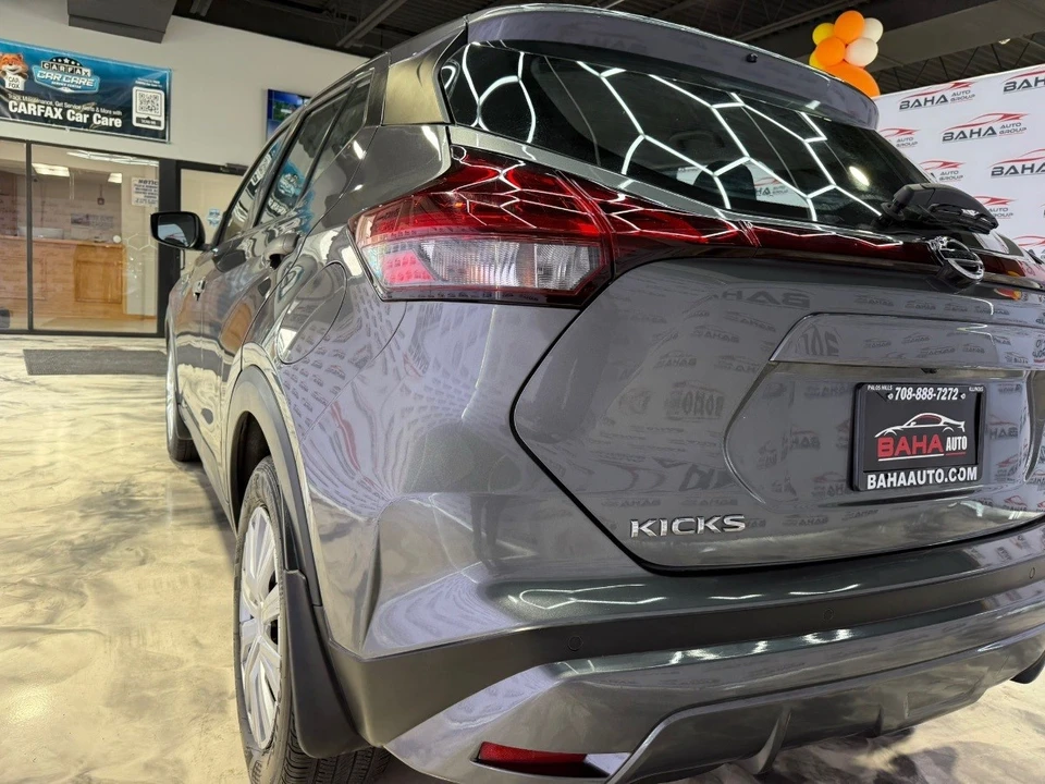 2021 Nissan Kicks - Image 9 of 31