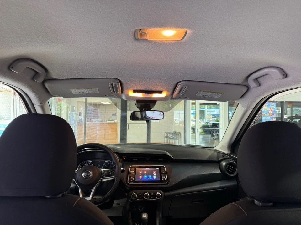 2021 Nissan Kicks - Image 27 of 31