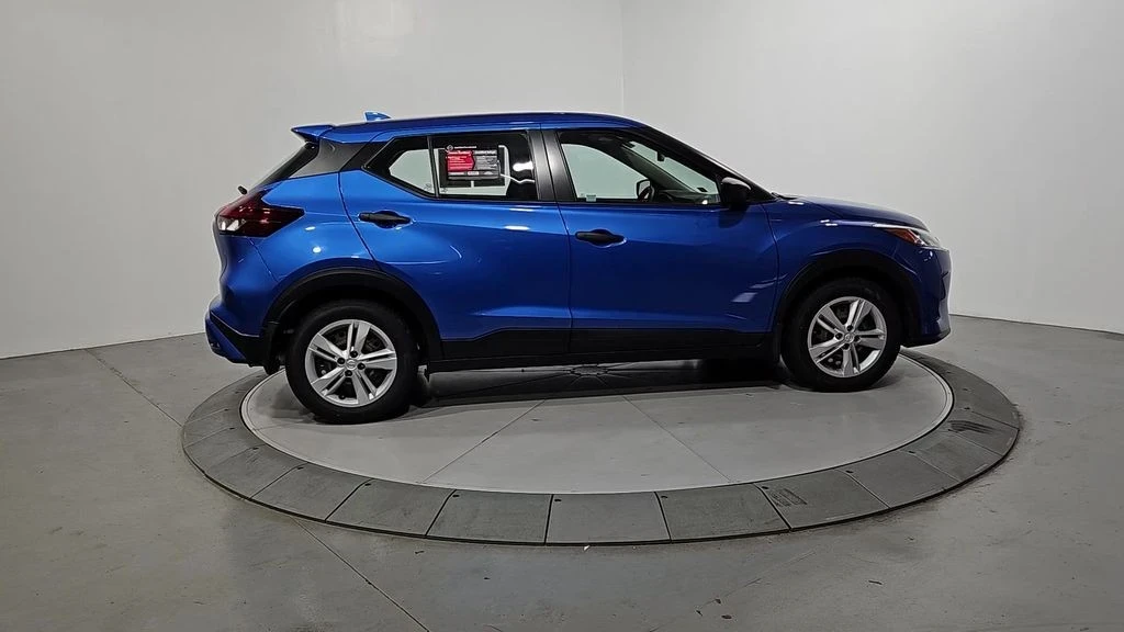 2021 Nissan Kicks - Image 8 of 12