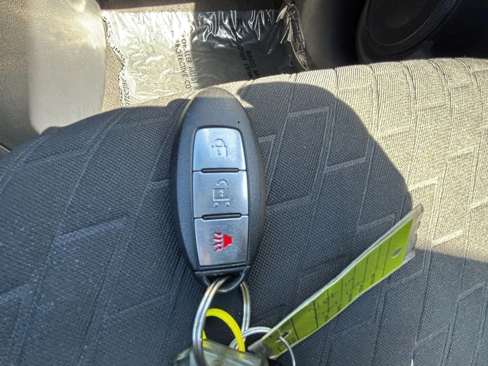 2021 Nissan Kicks - Image 23 of 31