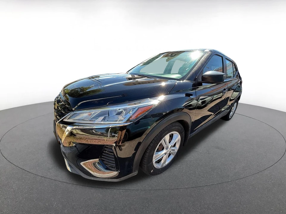 2021 Nissan Kicks - Image 4 of 31