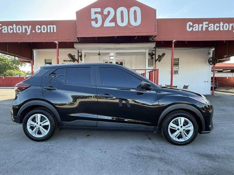 2021 Nissan Kicks - Image 7 of 16