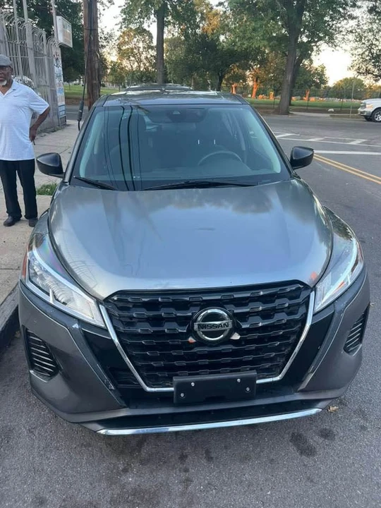 2021 Nissan Kicks - Image 2 of 7
