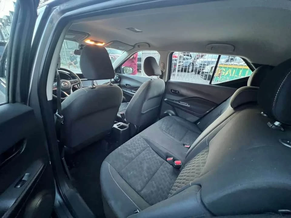 2021 Nissan Kicks - Image 5 of 7