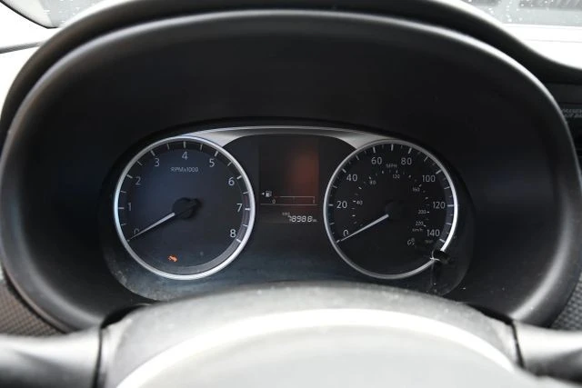 2021 Nissan Kicks - Image 9 of 19