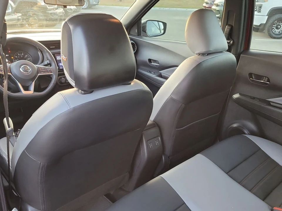 2021 Nissan Kicks - Image 10 of 12