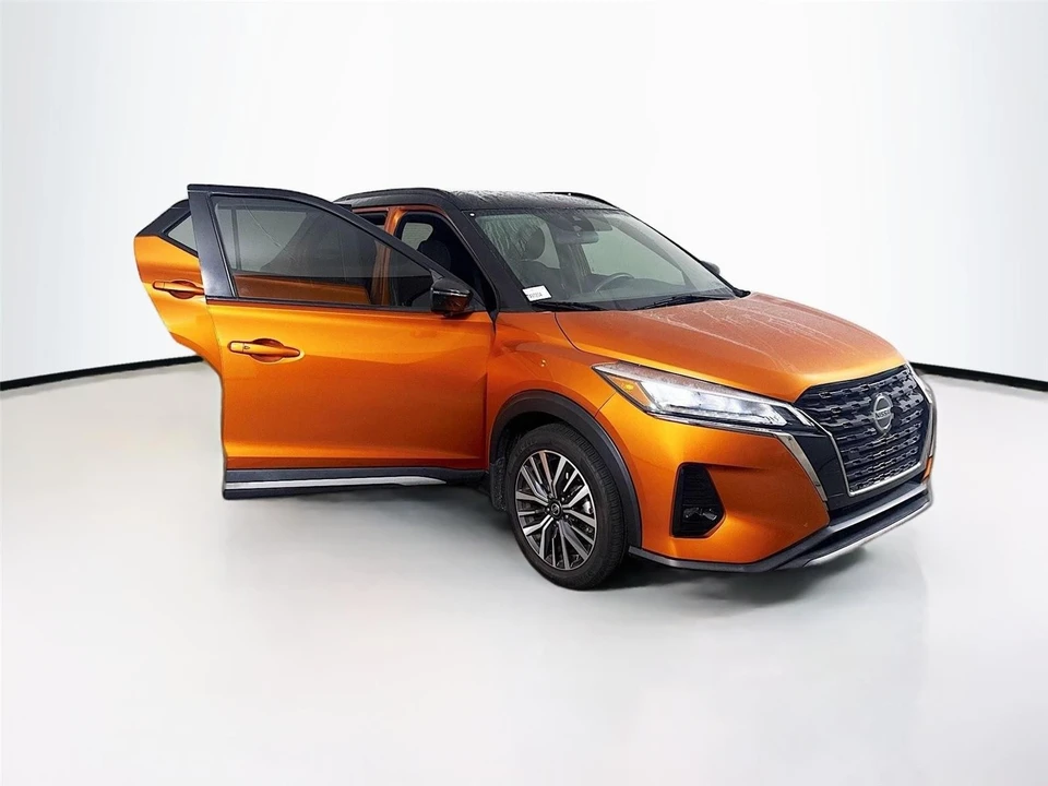 2021 Nissan Kicks - Image 13 of 21