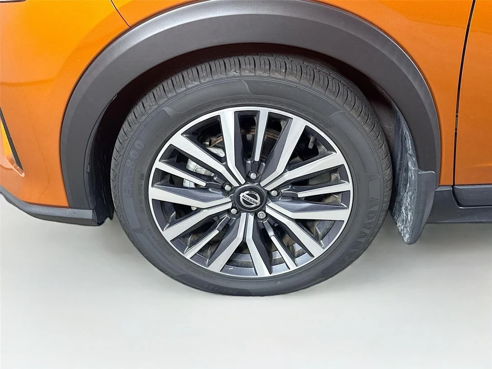 2021 Nissan Kicks - Image 8 of 21