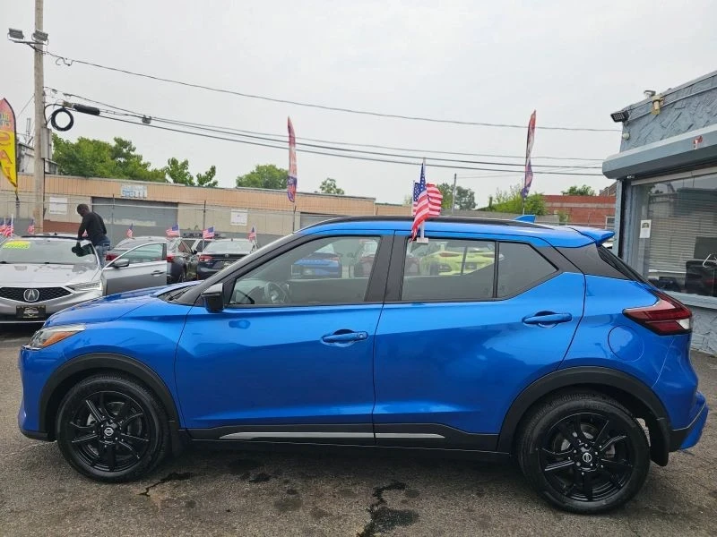 2021 Nissan Kicks - Image 2 of 12