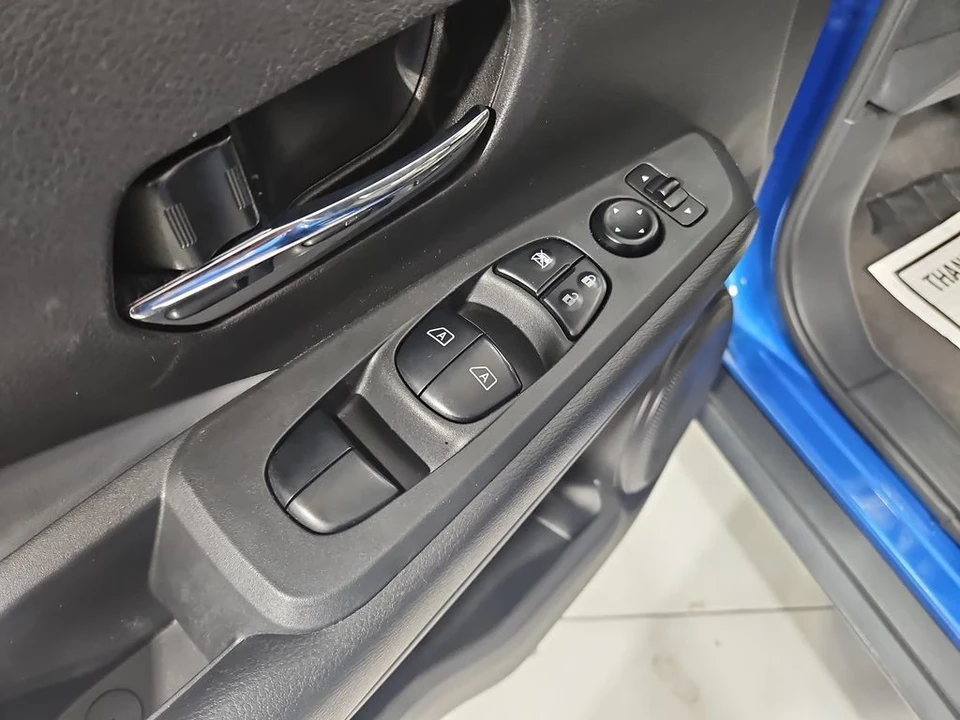 2021 Nissan Kicks - Image 12 of 12
