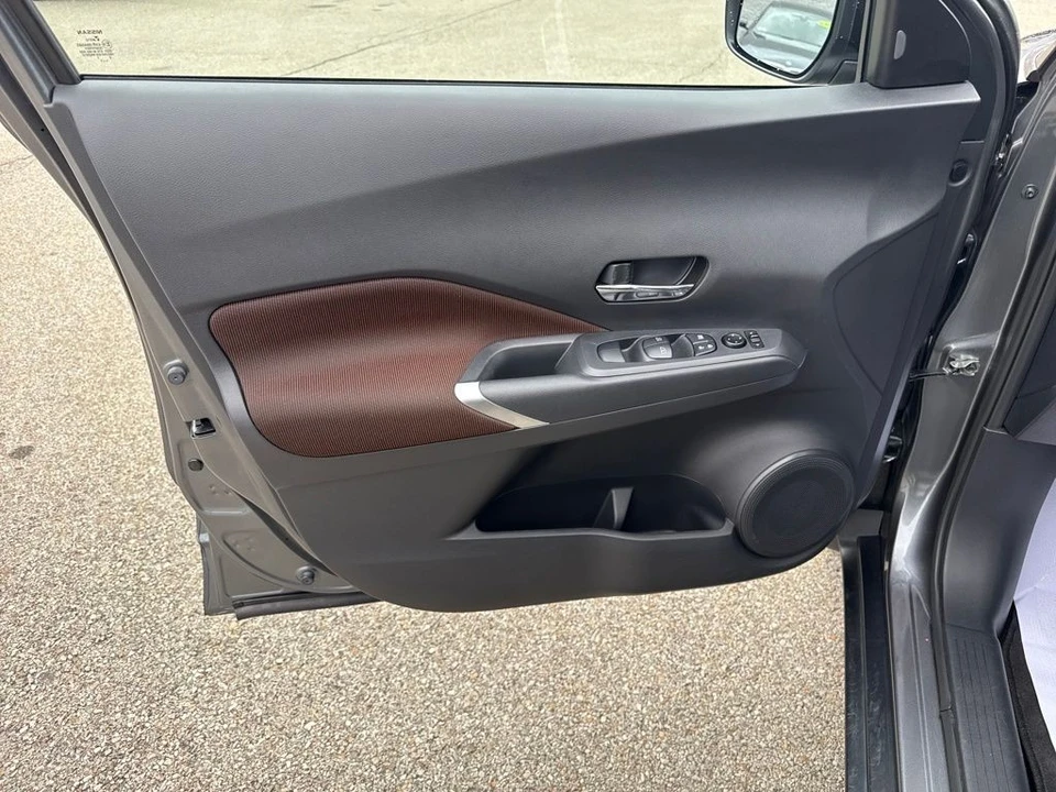 2021 Nissan Kicks - Image 11 of 12