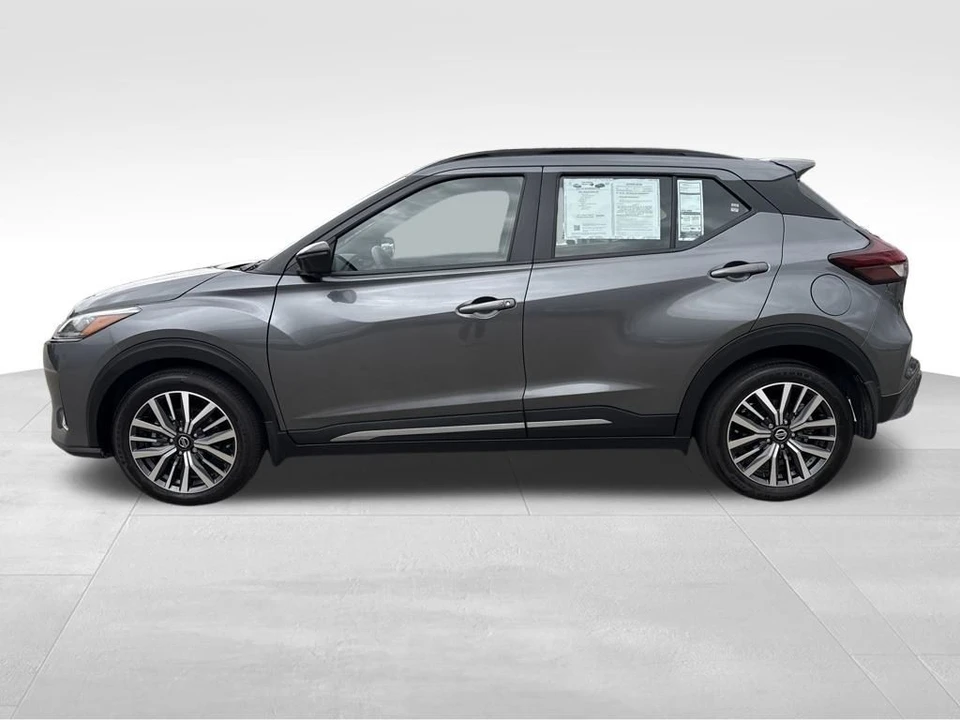 2021 Nissan Kicks - Image 2 of 12