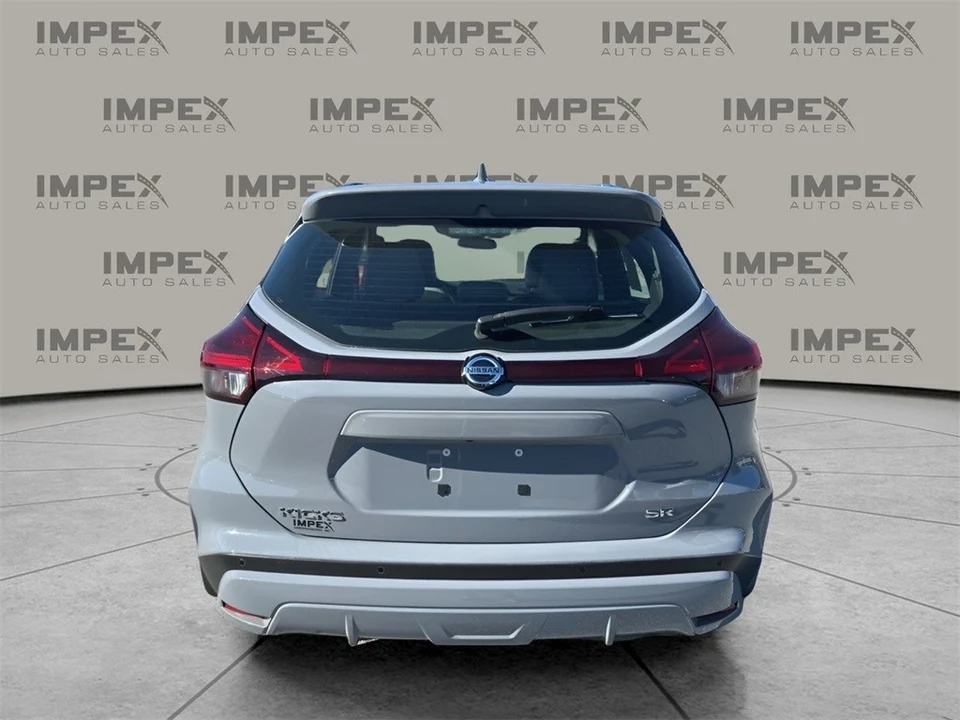 2021 Nissan Kicks - Image 4 of 21