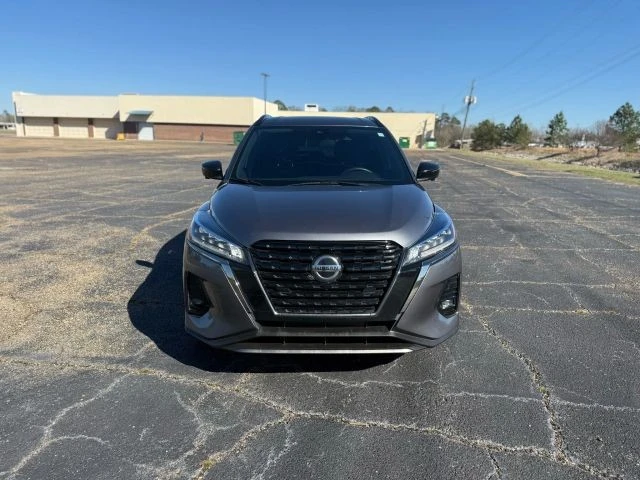 2021 Nissan Kicks - Image 4 of 16