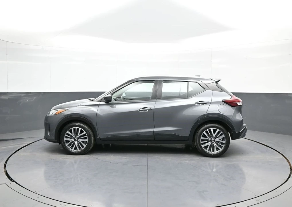 2021 Nissan Kicks - Image 9 of 12