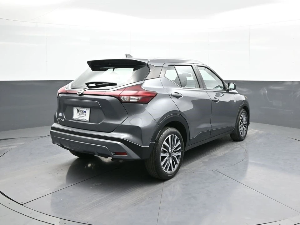 2021 Nissan Kicks - Image 6 of 12
