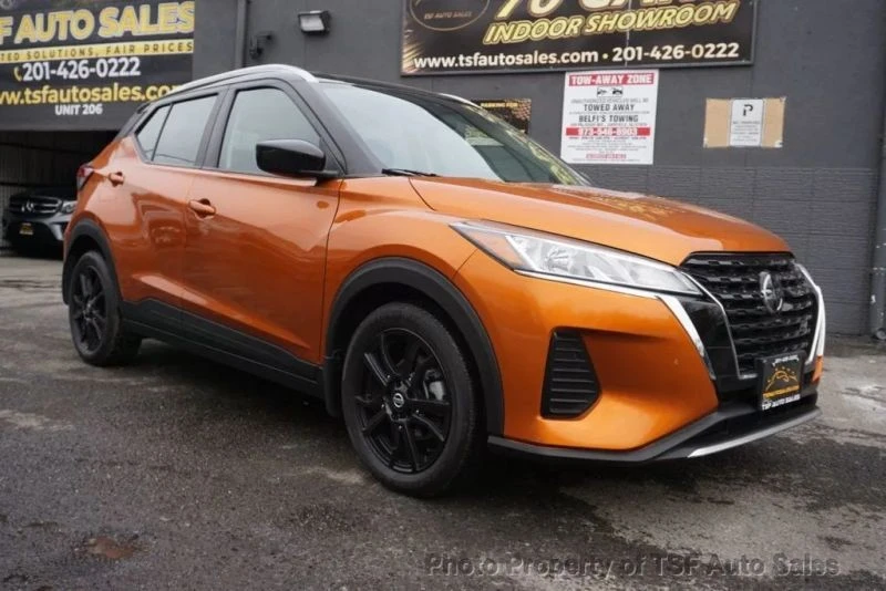 2021 Nissan Kicks - Image 9 of 12