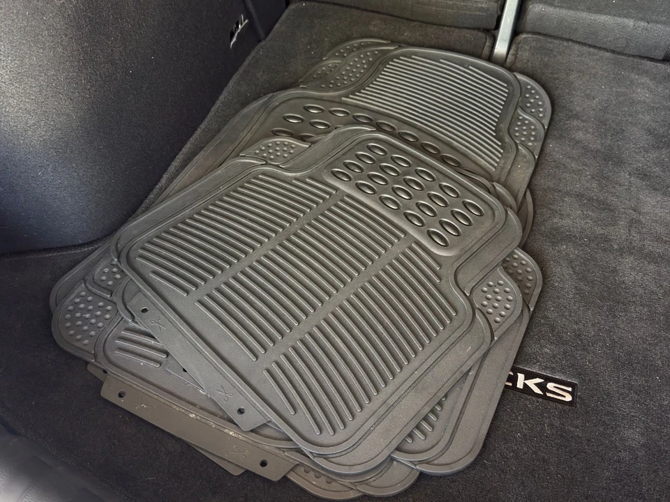 2021 Nissan Kicks - Image 17 of 21