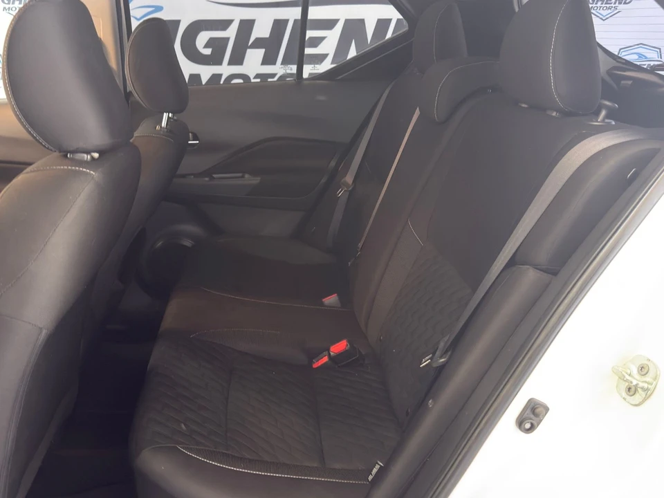 2021 Nissan Kicks - Image 15 of 21