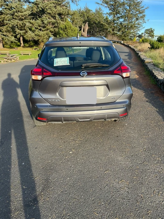 2021 Nissan Kicks - Image 8 of 11