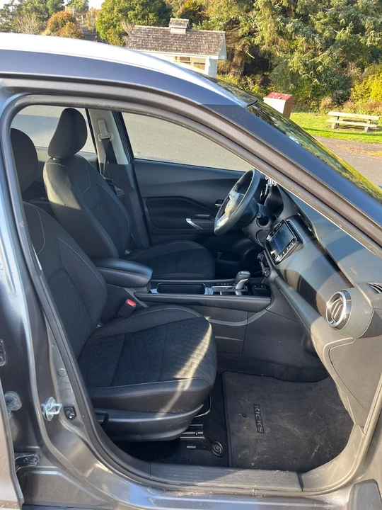 2021 Nissan Kicks - Image 4 of 11