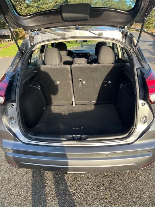 2021 Nissan Kicks - Image 6 of 11