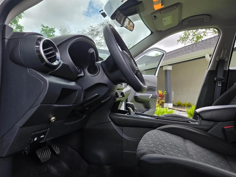 2021 Nissan Kicks - Image 9 of 10