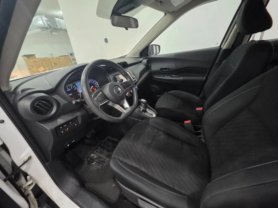 2021 Nissan Kicks - Image 6 of 10