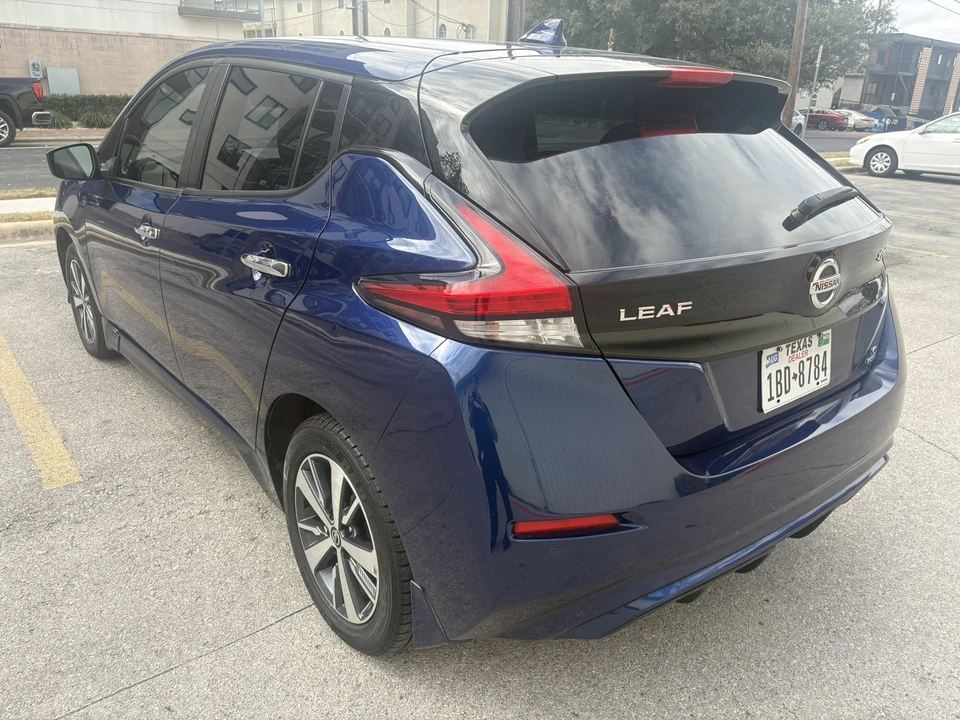 2021 Nissan Leaf - Image 5 of 21