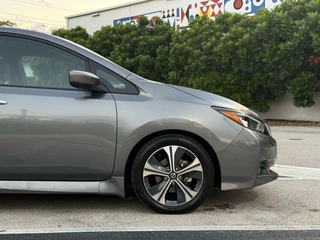 2021 Nissan Leaf - Image 12 of 21