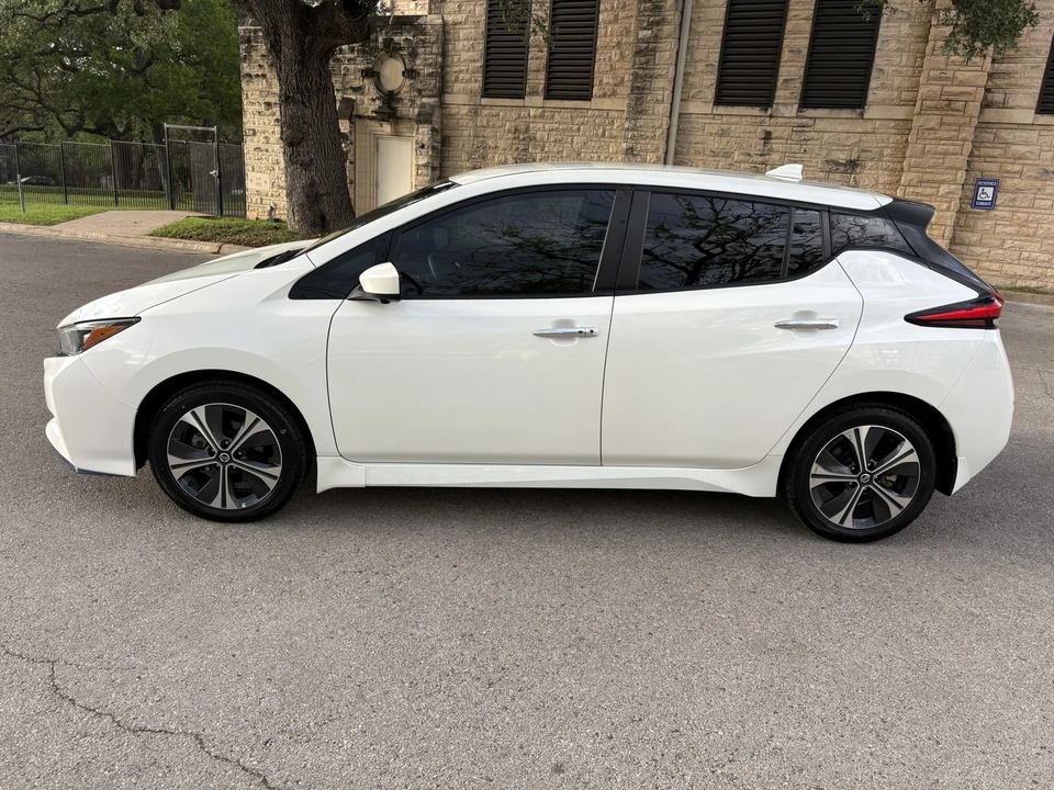 2021 Nissan Leaf - Image 4 of 21