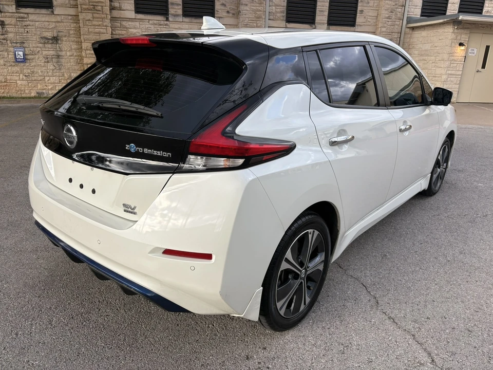 2021 Nissan Leaf - Image 8 of 21