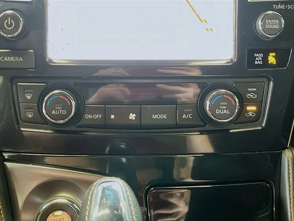 2021 Nissan Maxima 8th Gen - Image 16 of 20