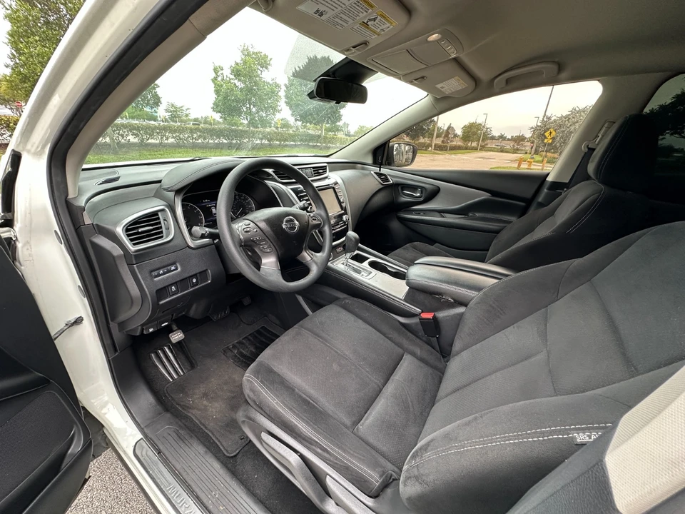 2021 Nissan Murano 3rd Gen - Image 16 of 21