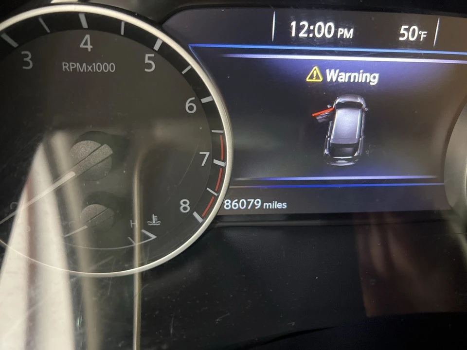 2021 Nissan Murano 3rd Gen - Image 11 of 12