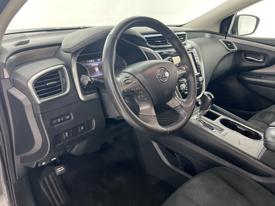 2021 Nissan Murano 3rd Gen - Image 9 of 12