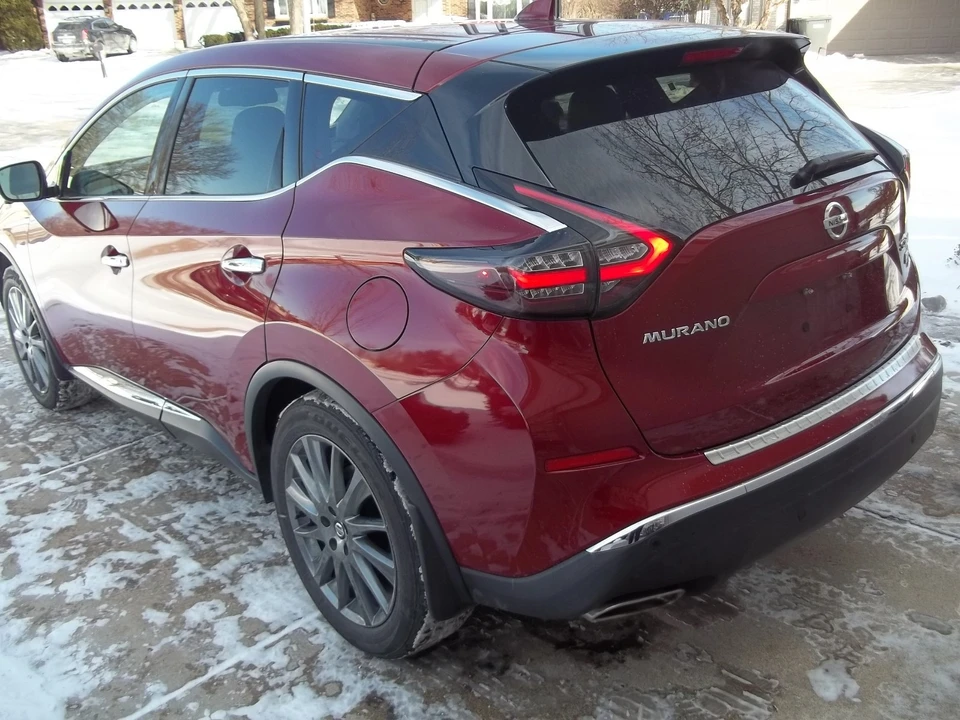 2021 Nissan Murano 3rd Gen - Image 4 of 21
