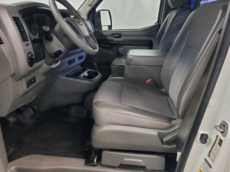 2021 Nissan NV - Image 9 of 19