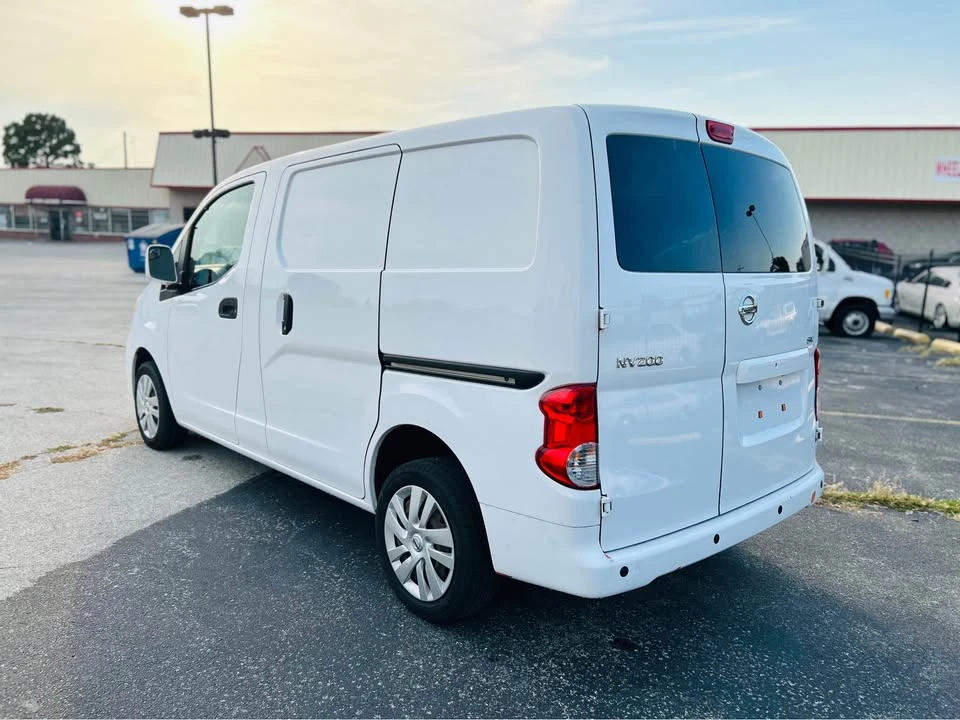 2021 Nissan NV - Image 5 of 15