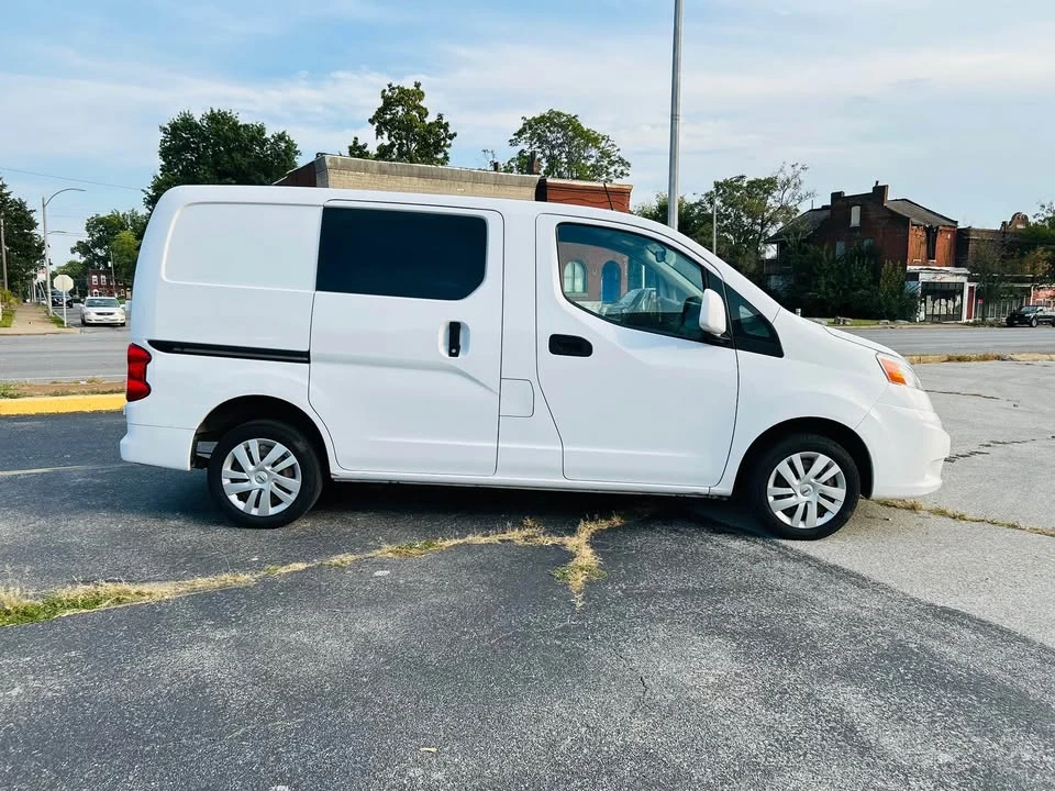 2021 Nissan NV - Image 6 of 15