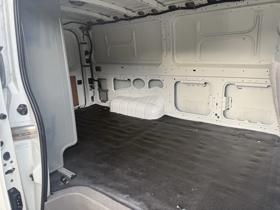 2021 Nissan NV2500 - Image 19 of 21